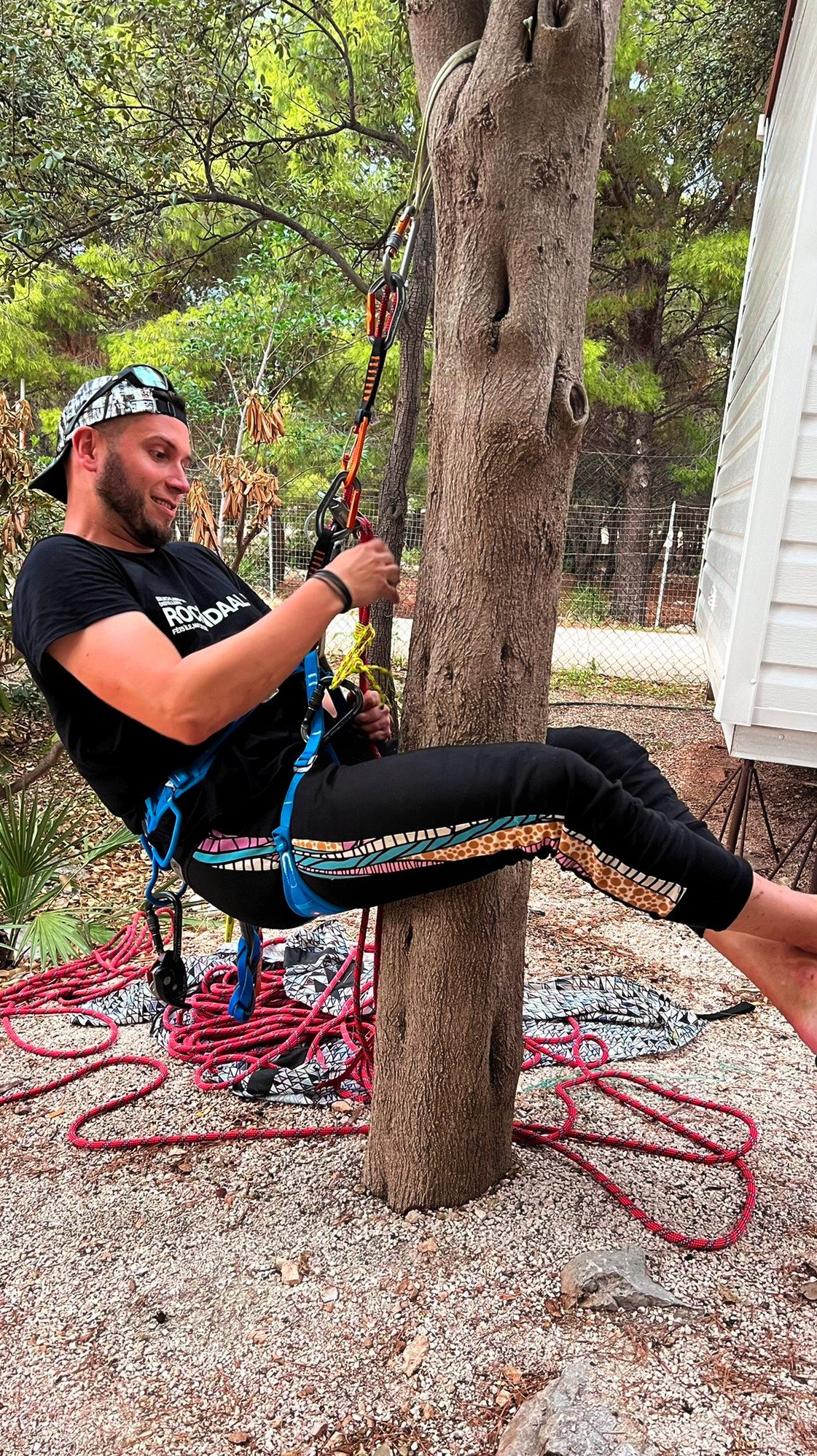 Kurs wspinania po drogach sportowych – asekuracja w praktyce