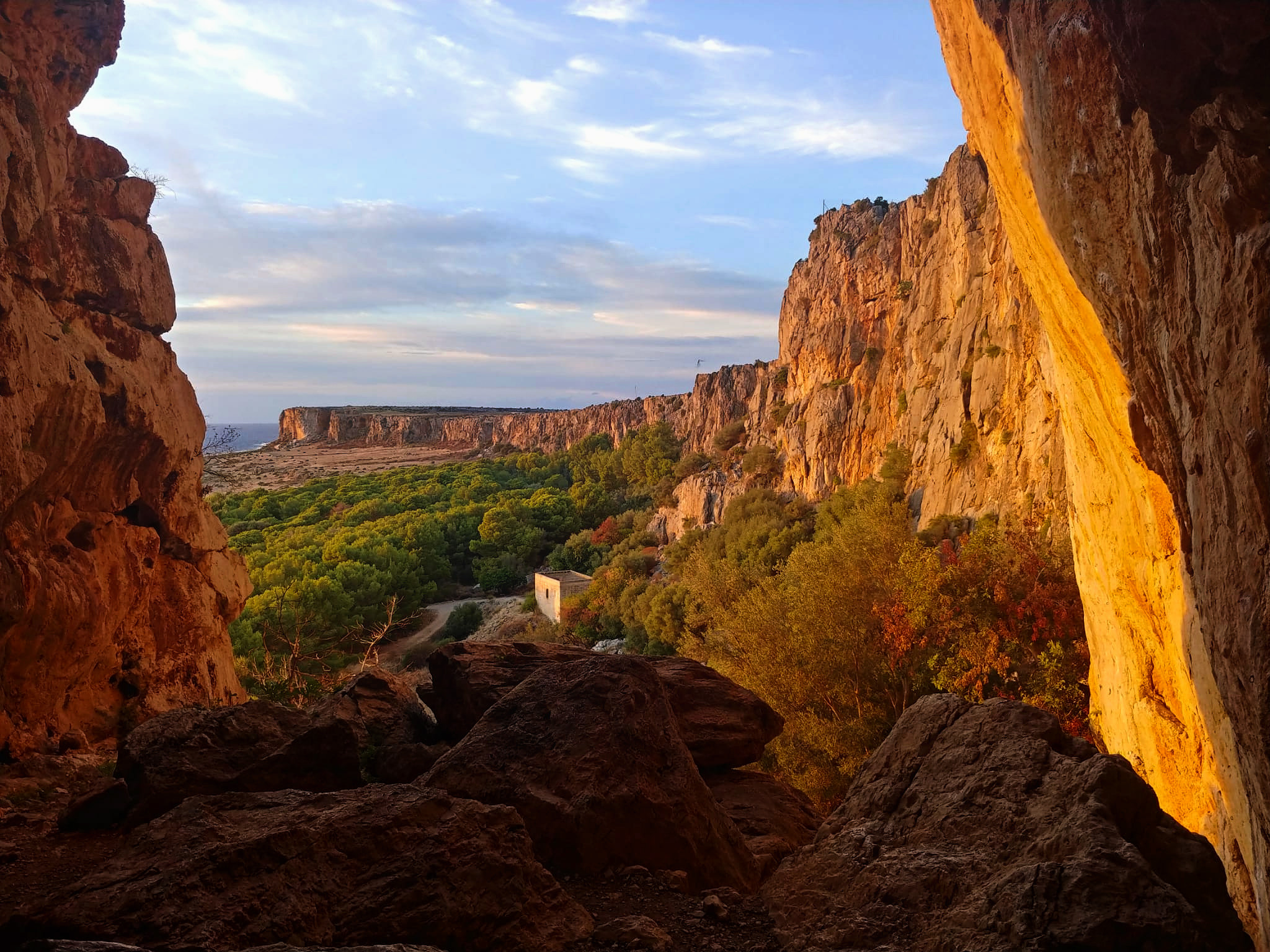 Wspinanie sportowe w skałach – kurs z elementami autoratownictwa