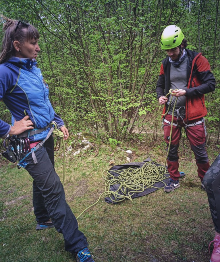 Wspinanie w skałach dla początkujących – zajęcia w małej grupie